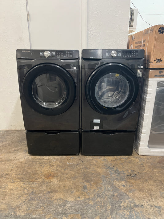 Samsung 5.1 cu ft Washer and 7.5 cu ft Gas Dryer