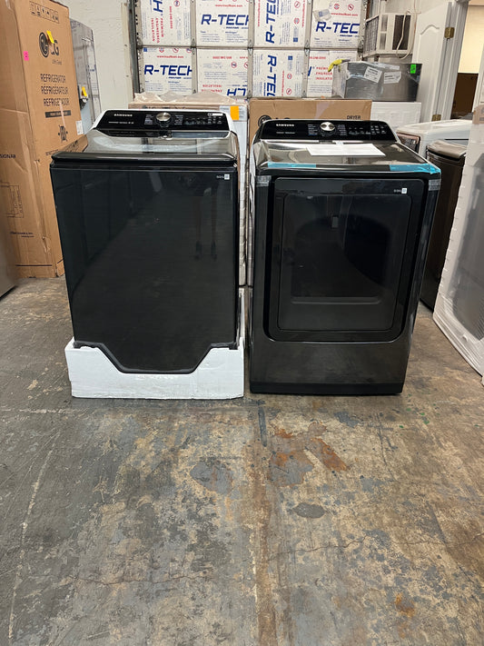 Samsung 5.0 cu ft Washer and 7.4 cu ft Gas Dryer